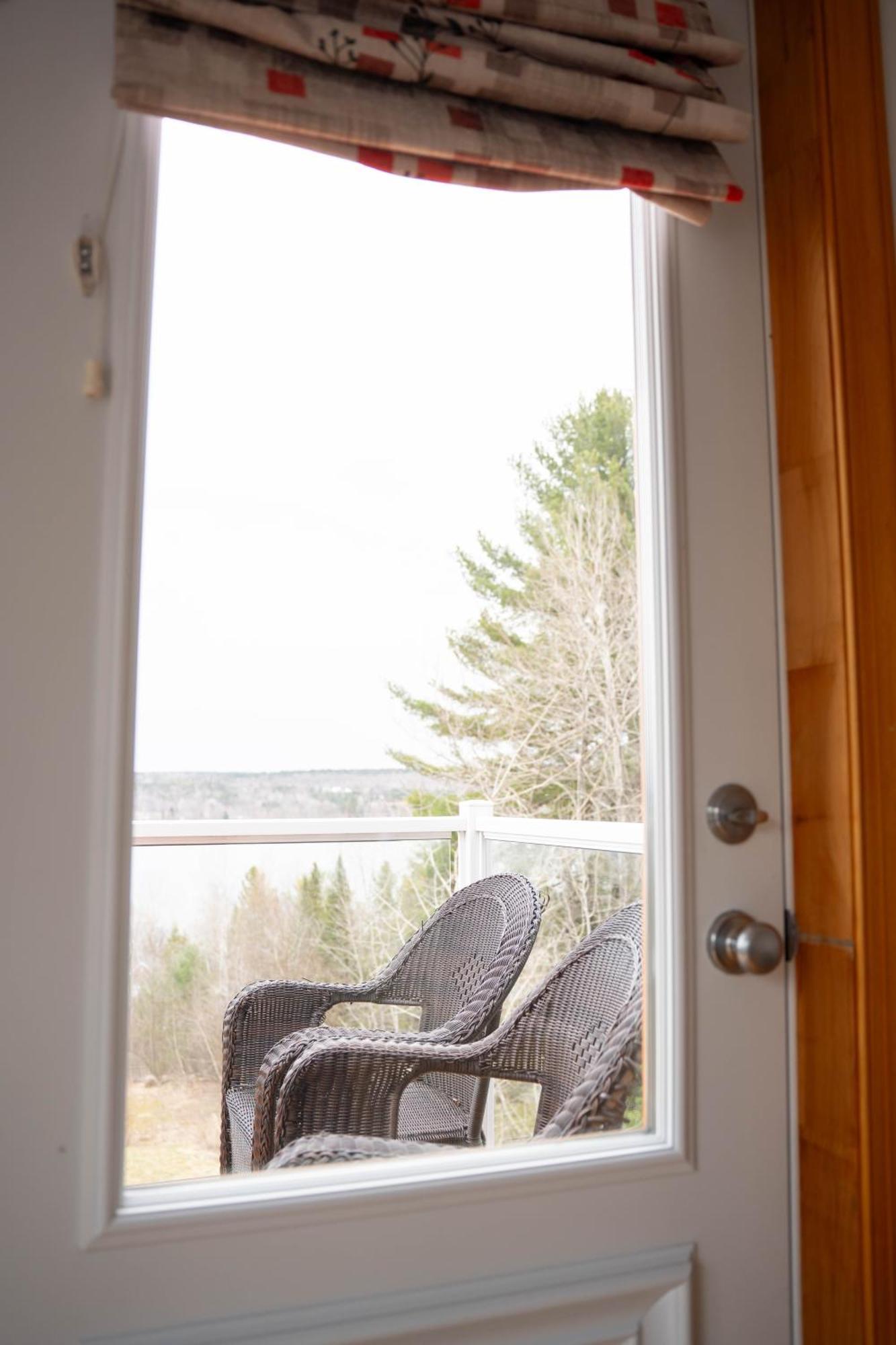 Location Au Sommet Du Lac Magog Kültér fotó