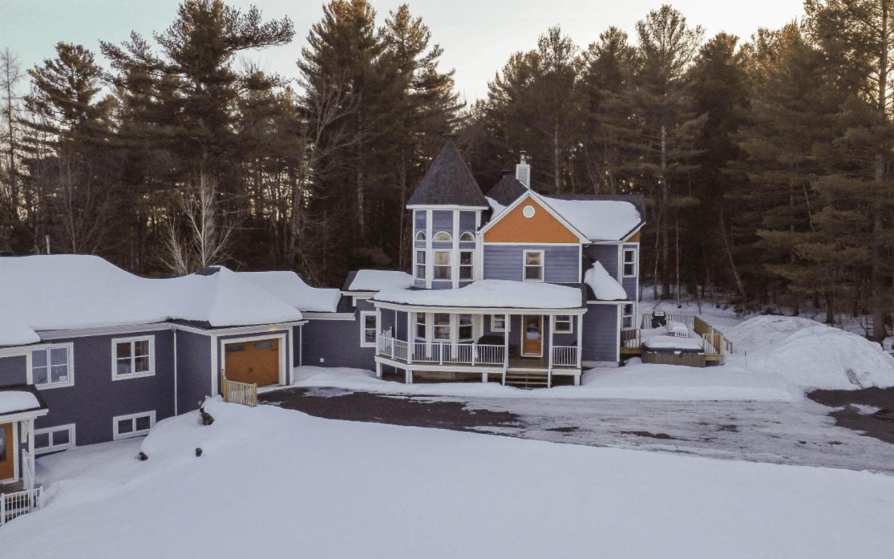 Location Au Sommet Du Lac Magog Kültér fotó